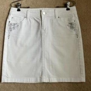 White House Black Market White Demin Skirt